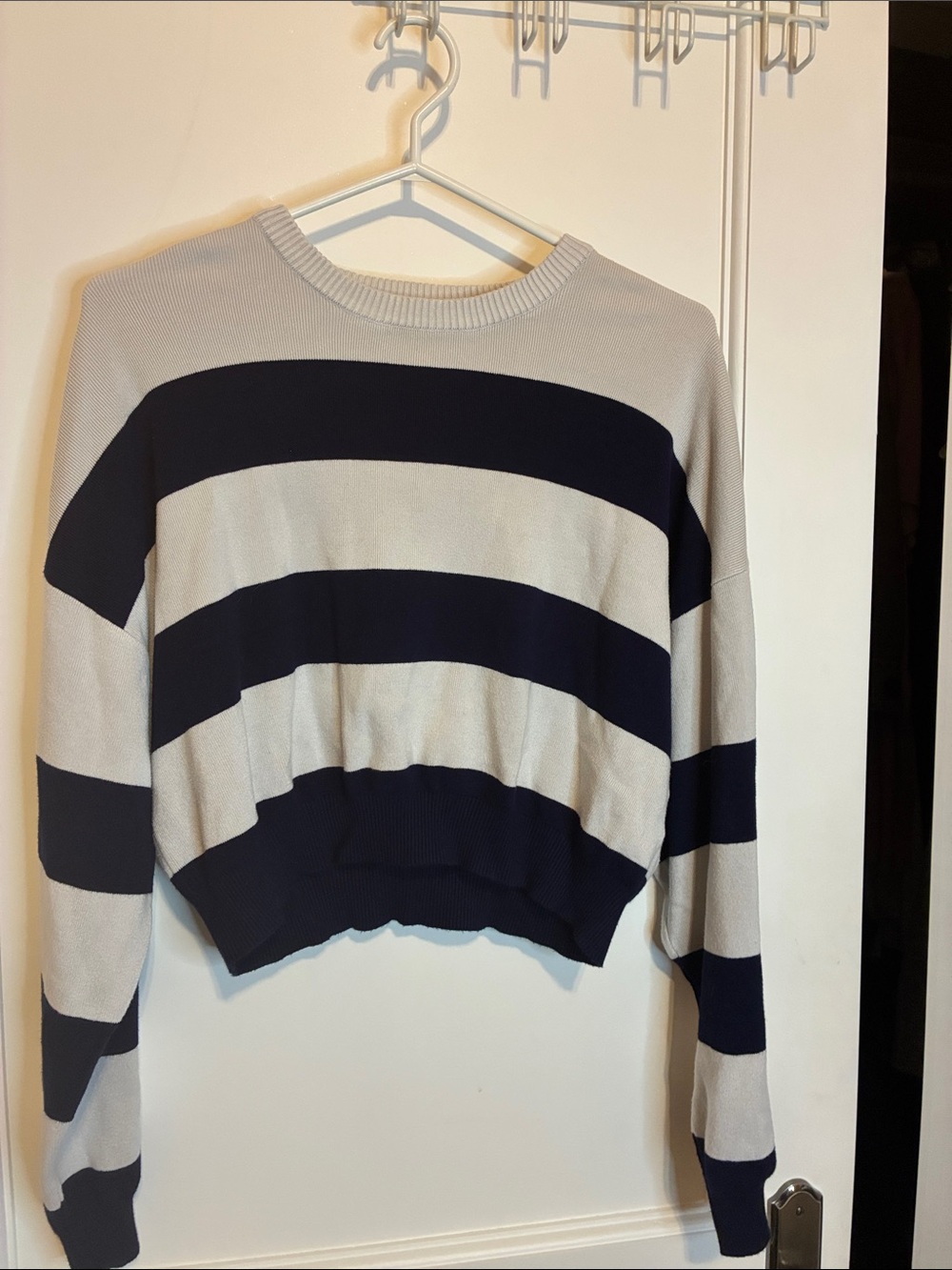 Garage Striped Crewneck Sweater in Navy and Cream 👵MT
